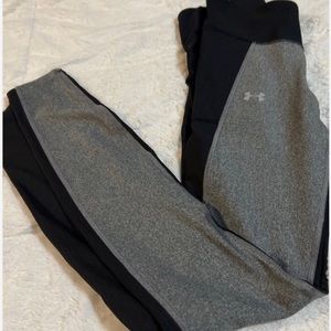 Size small under armour leggings